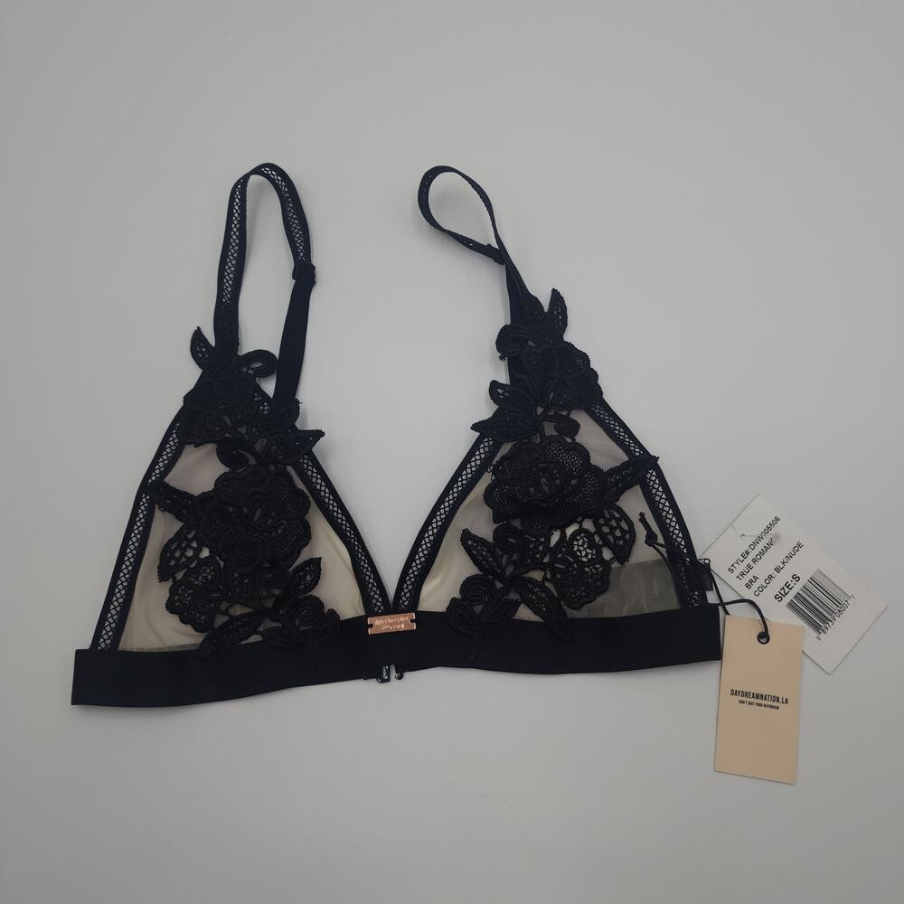 Daydream Nation True Romance Lace Bralette in Black Nude Size S